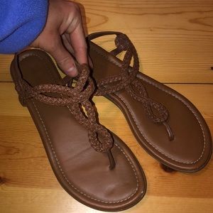 TAN THONG SANDALS